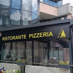 Insegna per pizzeria